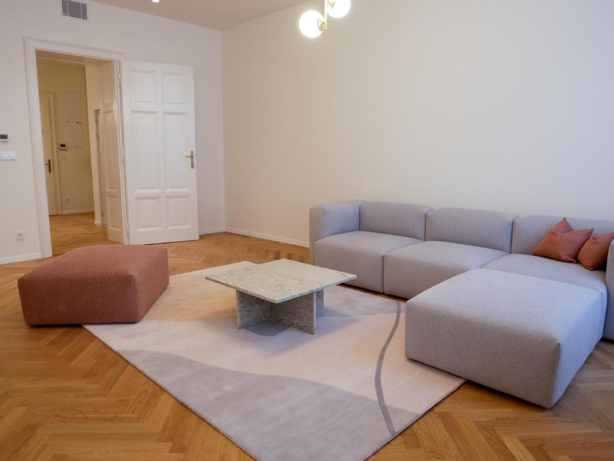 Laurinska 1 Apartments Bratislava Dış mekan fotoğraf