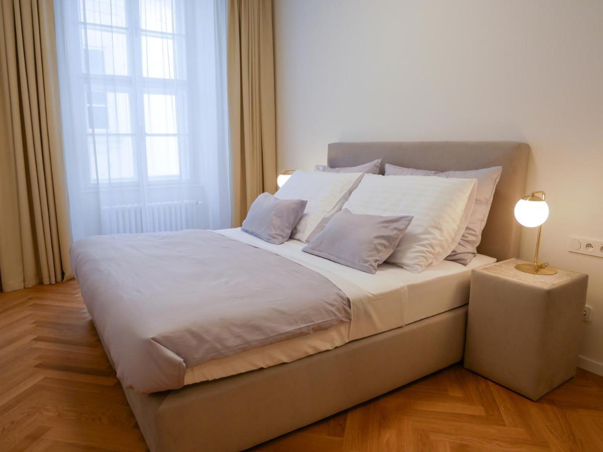 Laurinska 1 Apartments Bratislava Dış mekan fotoğraf